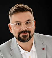 Dr Bartłomiej Sobolewski